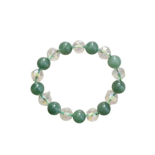 Green Aventurine bracelet as diamond substitute, showcasing soothing green hue and unique jewelry option.